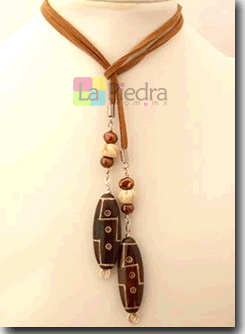 collar de Gamuza